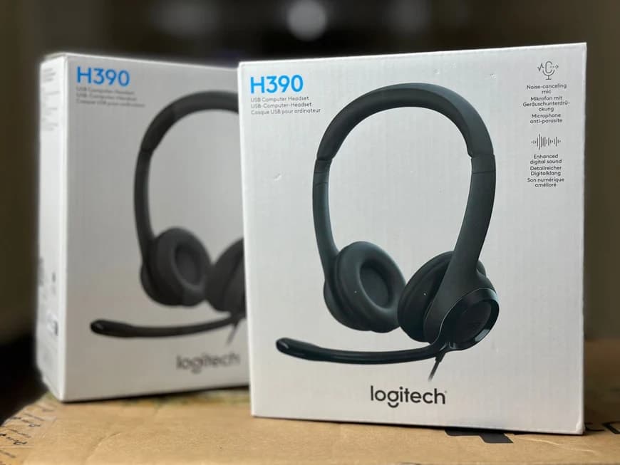 Logitech H390 USB Stereo Headset with Noise-Cancelling Microphone